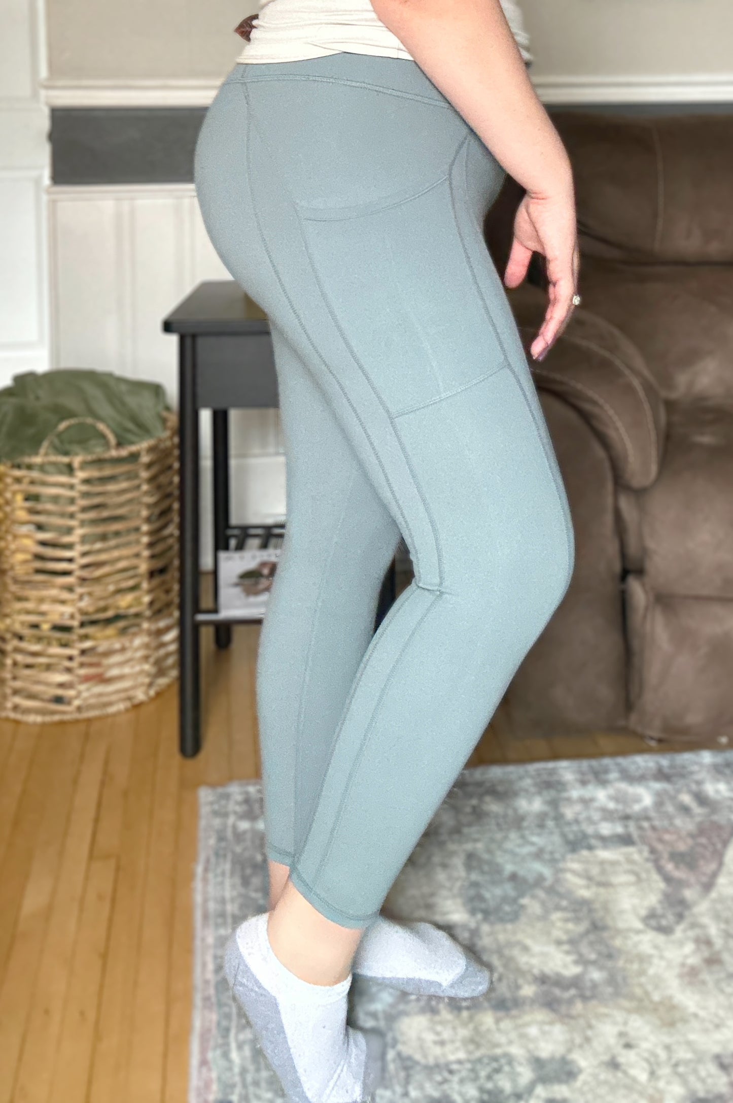 High Waisted Pocket Leggings