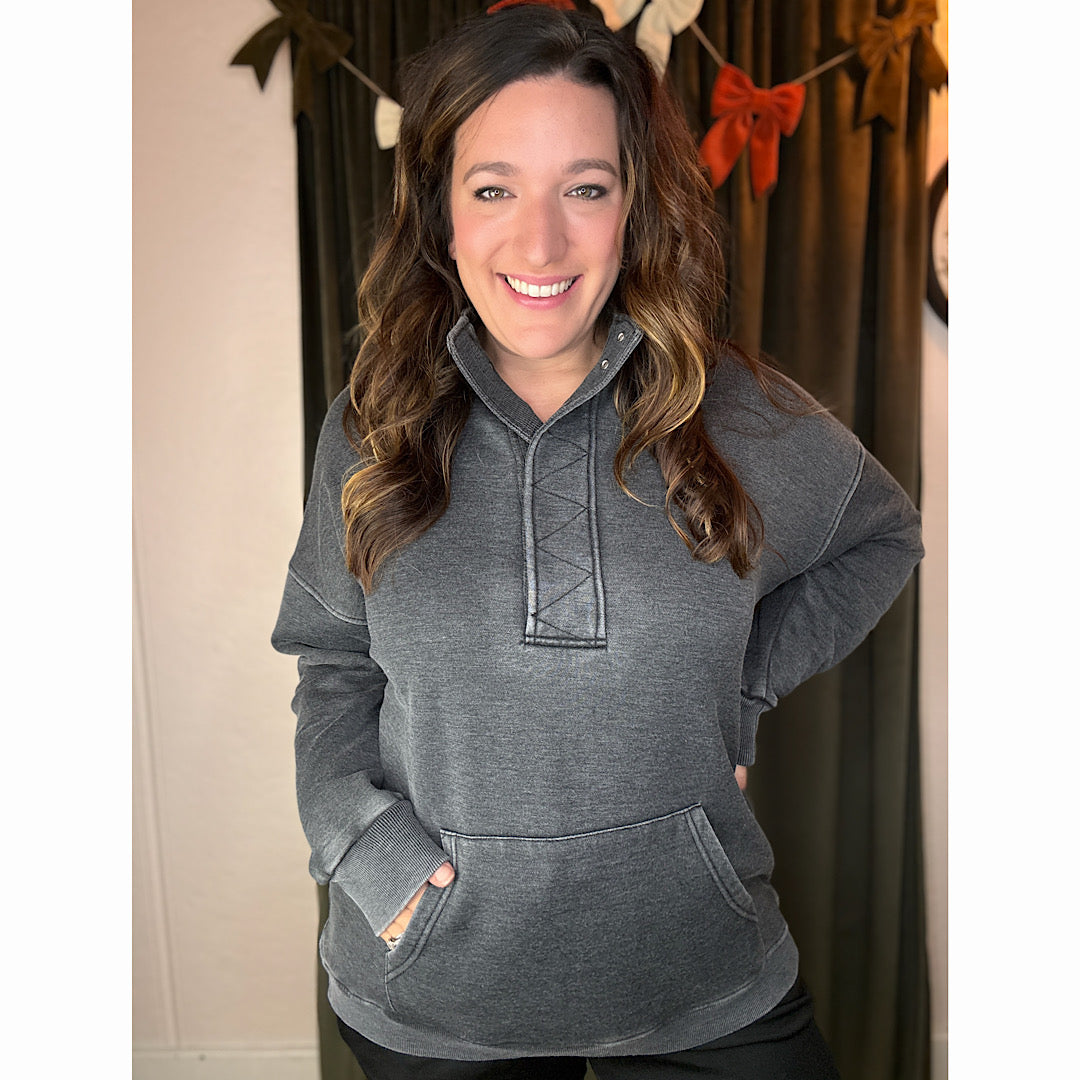 Vintage Trail Snap Pullover