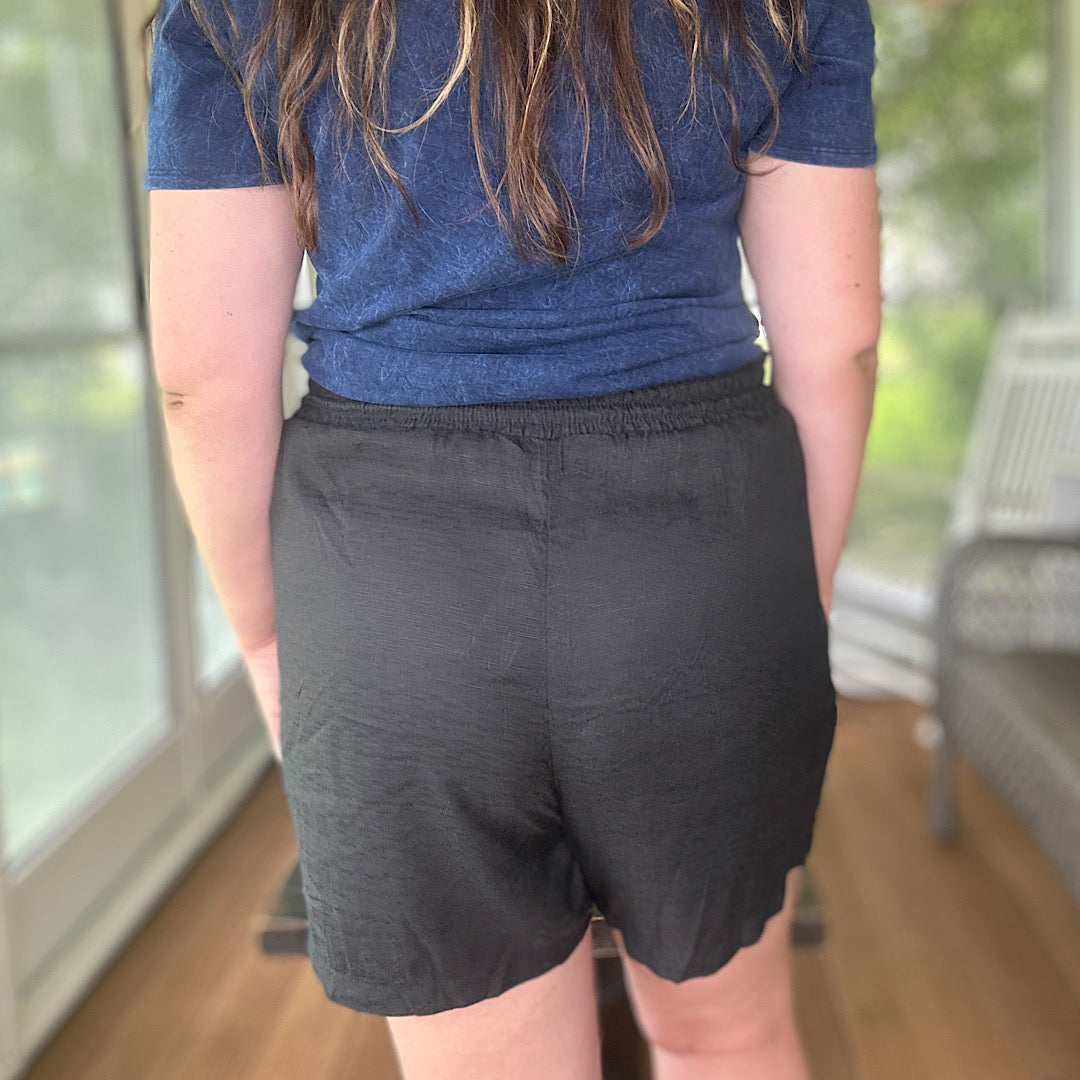 Curvy Lightweight Shorts