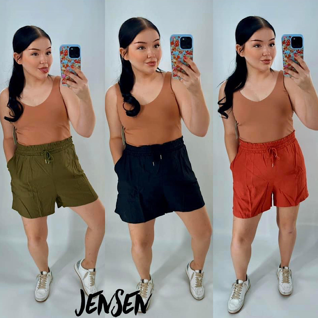 Curvy Lightweight Shorts